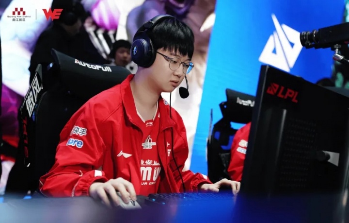 Karis：首要任务是晋级季后赛，然后像去年那样向更高处迈进